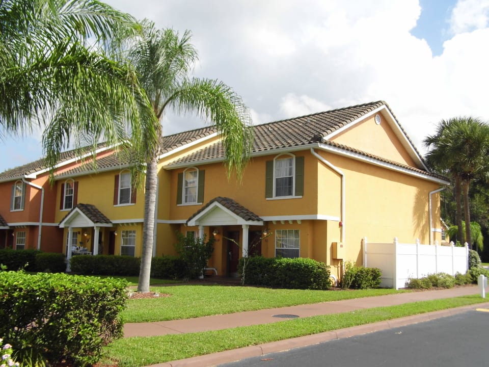 Haus A Saratoga Resort Villas