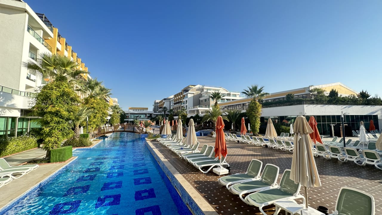 Pool Port Nature Luxury Resort & Spa