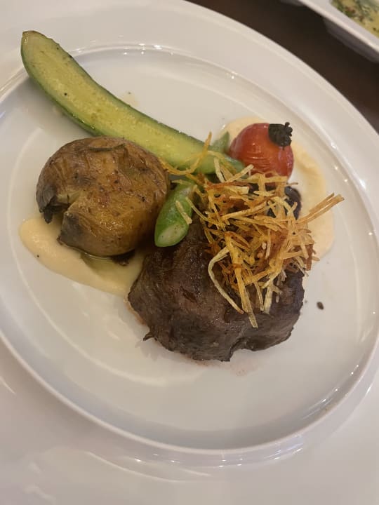 Gastro Kirman Belazur Resort & Spa