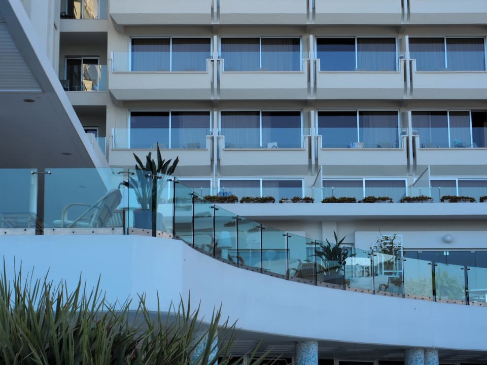 Außenansicht Hotel Sunrise Beach