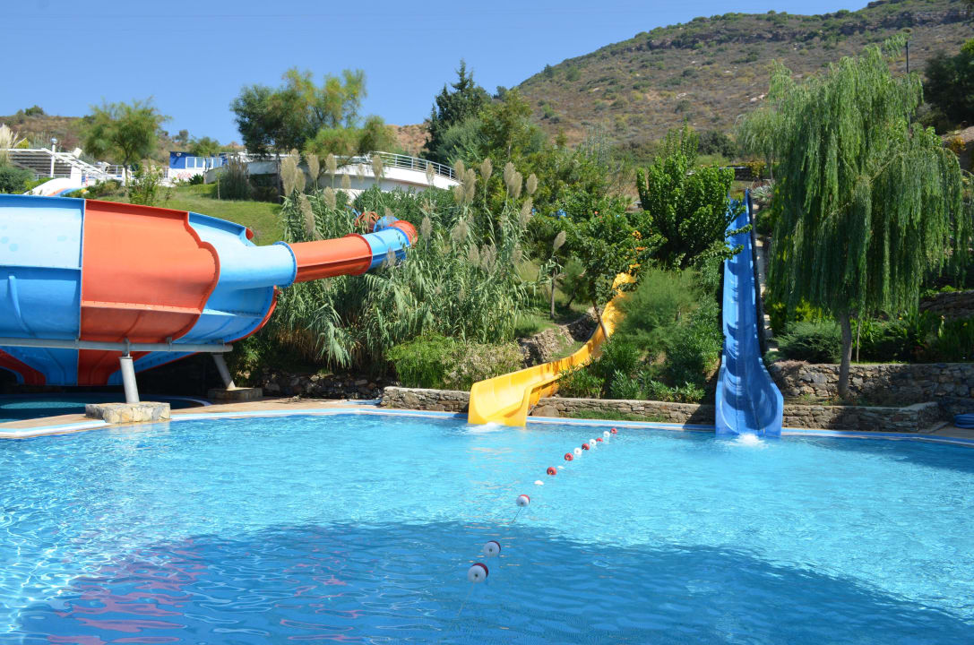 2 aquapark - for children and adults Aria Claros Beach & Spa Resort