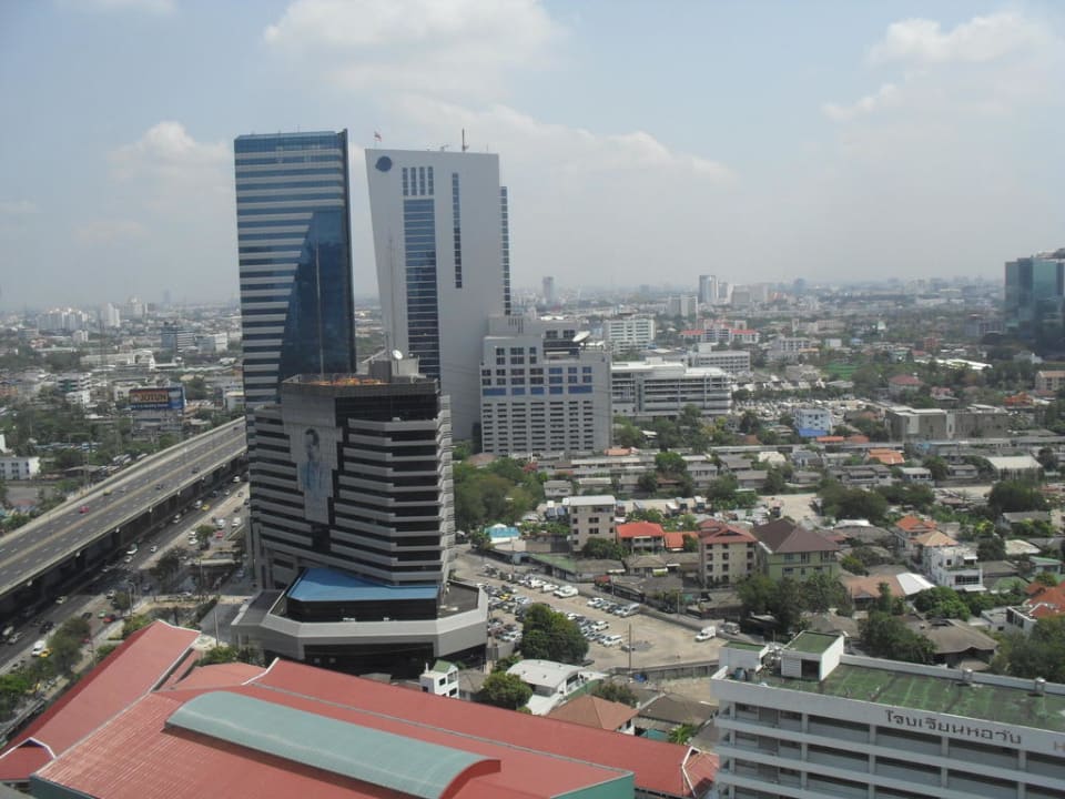 Blick aus dem Hotel Centara Grand at Central Plaza Ladprao Bangkok