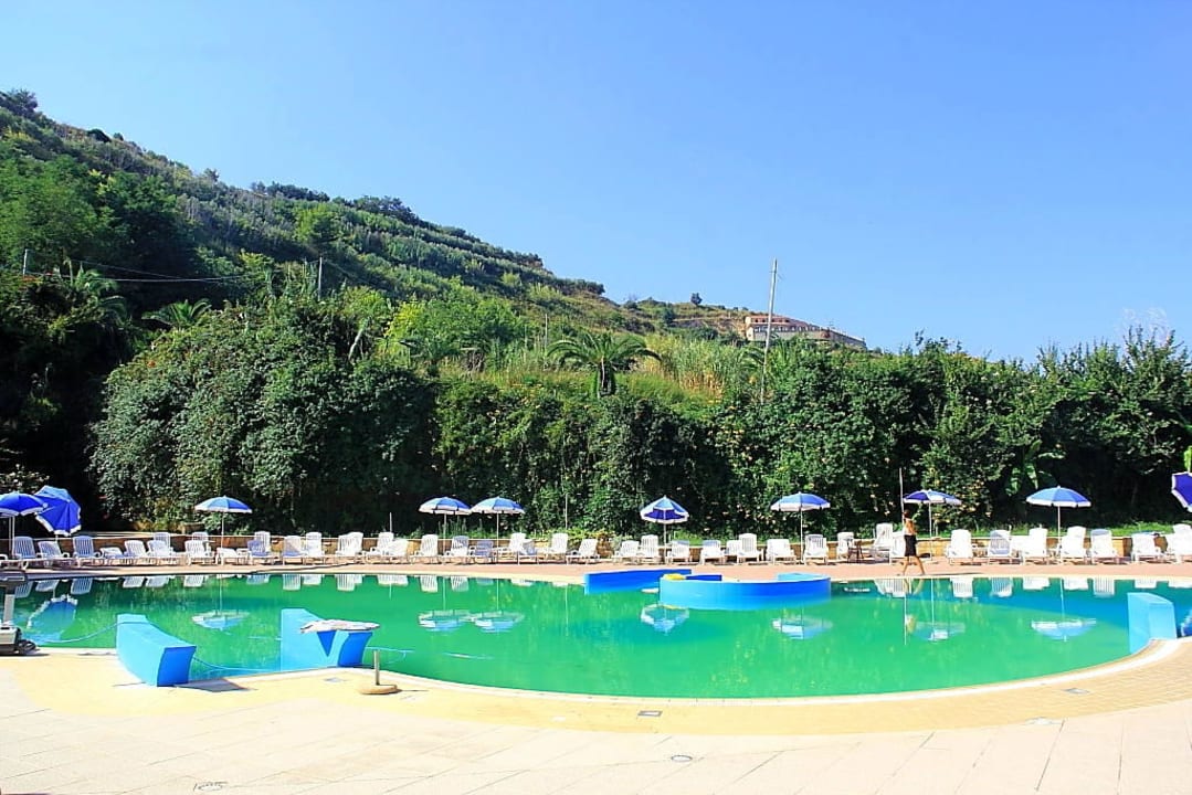 22 Grand Hotel Esperia