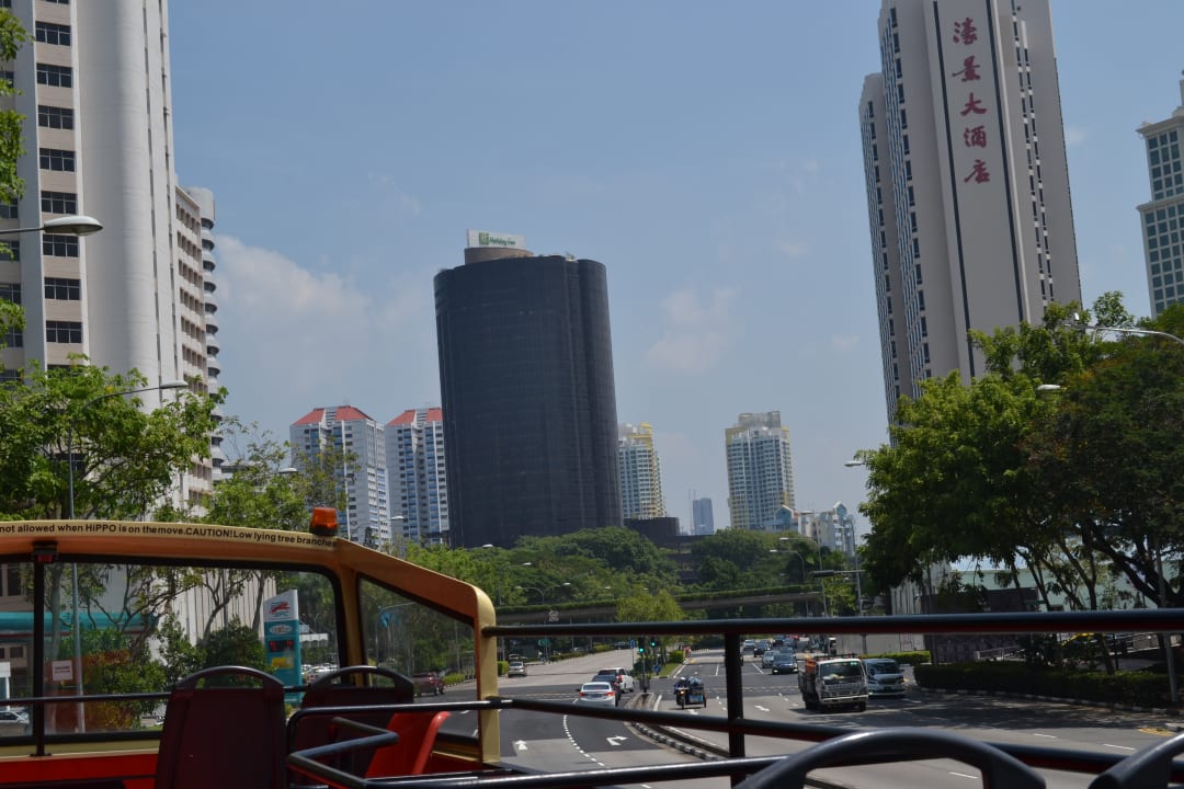 Außenansicht Holiday Inn Singapore Atrium