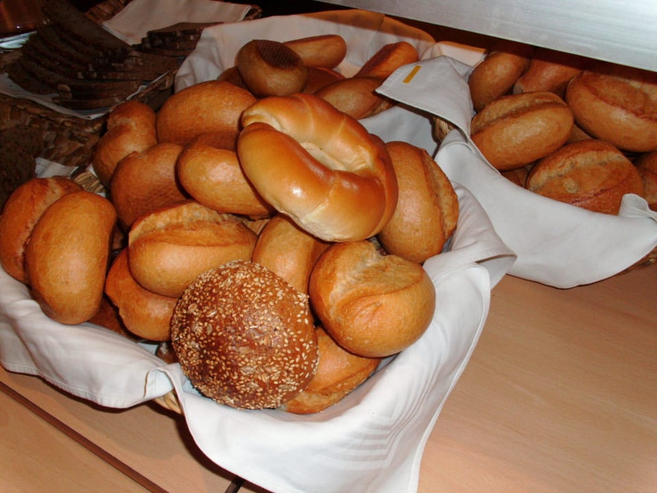 Frische Brötchen etc. Hotel Pistono