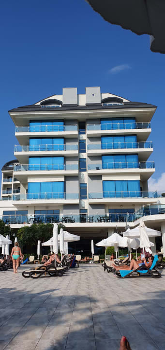 Außenansicht Commodore Elite Suites & Spa - Adults only