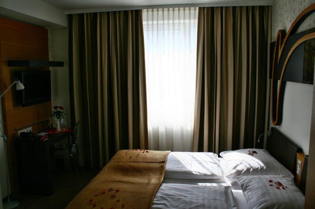 Zimmer H+ Hotel Ried