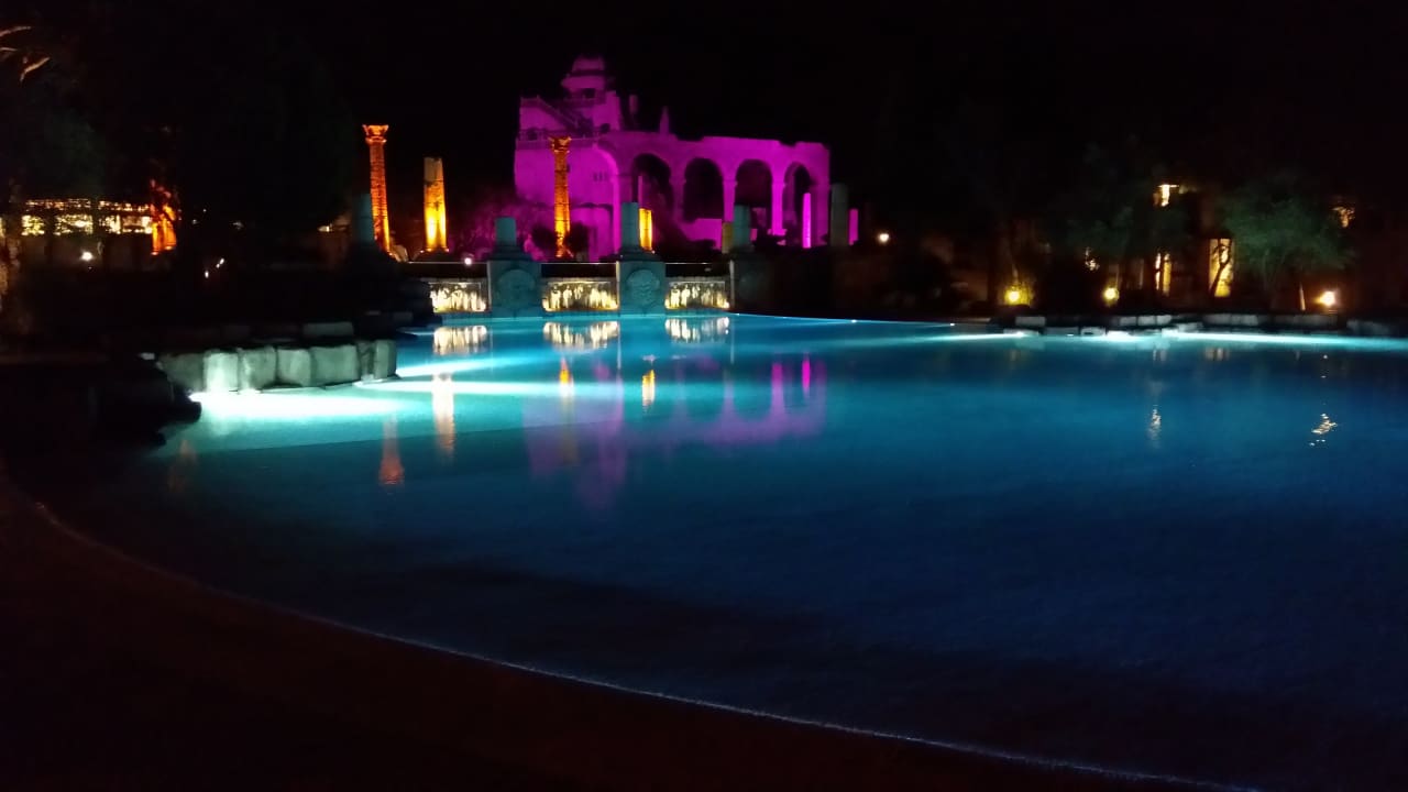 Pool Xanadu Resort Hotel