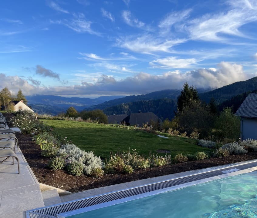 Pool Naturhotel Bauernhofer