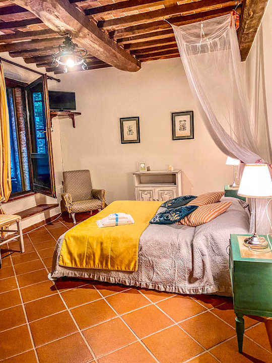 Zimmer Antico Frantoio Pietrasanta B&B