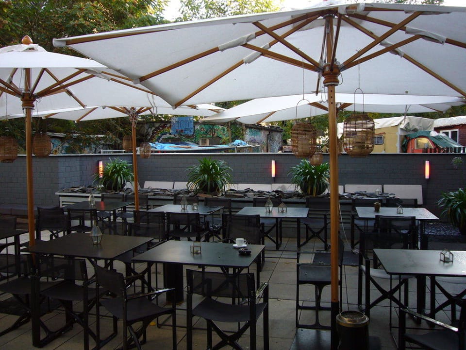 Terrasse im Erdgeschoß Hotel AMANO