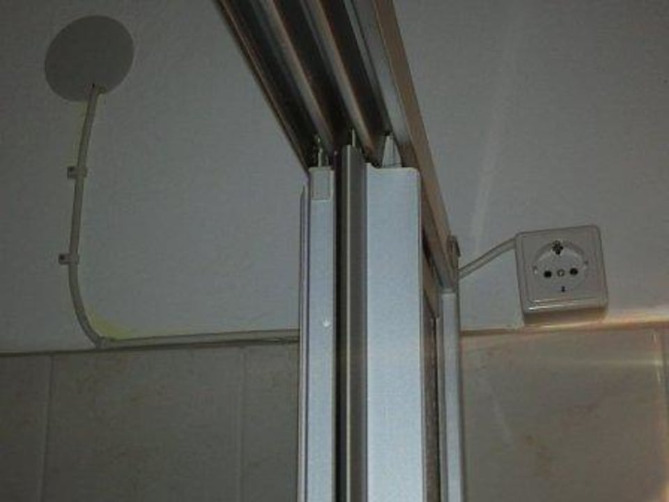 Dusche vorsicht Stromschlag Apartments Damaschke