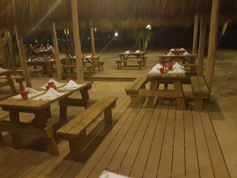 Jungle Reaturant  Dreams La Romana Resort & Spa