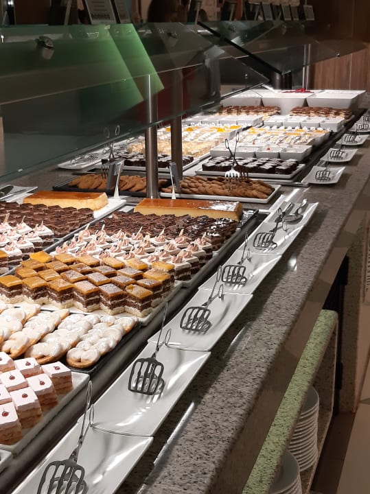 Gastro Hotel Riu Karamboa