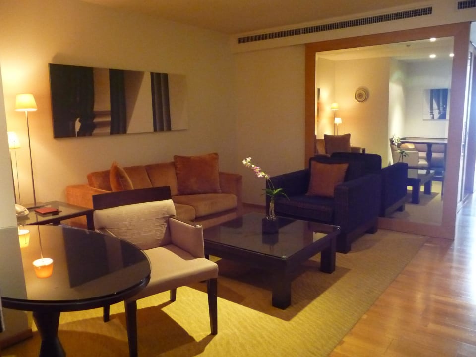 Wohnbereich in einer Suite Hotel Lebua At State Tower
