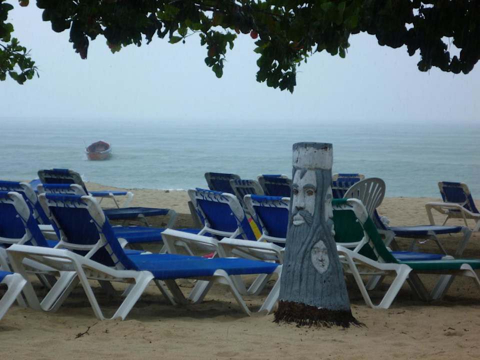 Strandliegen Hotel Grand Pineapple Beach Negril