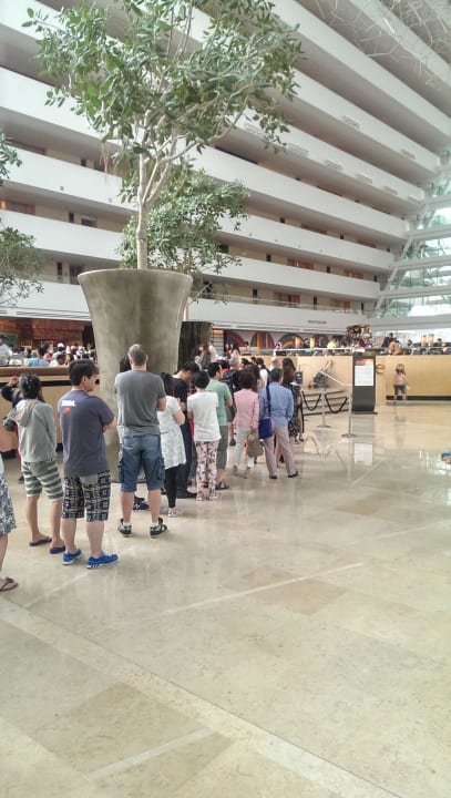 Warten auf das Frühstück Marina Bay Sands