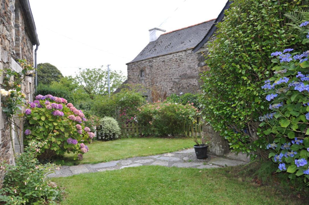 Le jardin Ferienhaus Gite rural de Kerdiles