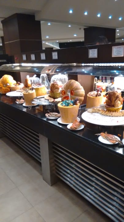 Halloween Buffet Limak Lara Deluxe Hotel & Resort