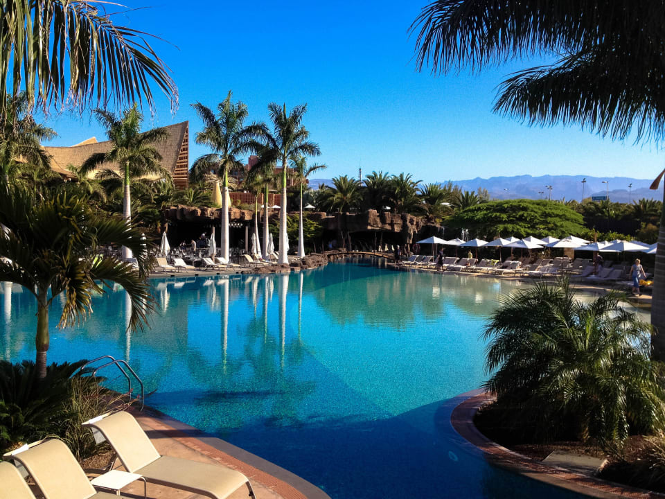 Super Pool Lopesan Baobab Resort