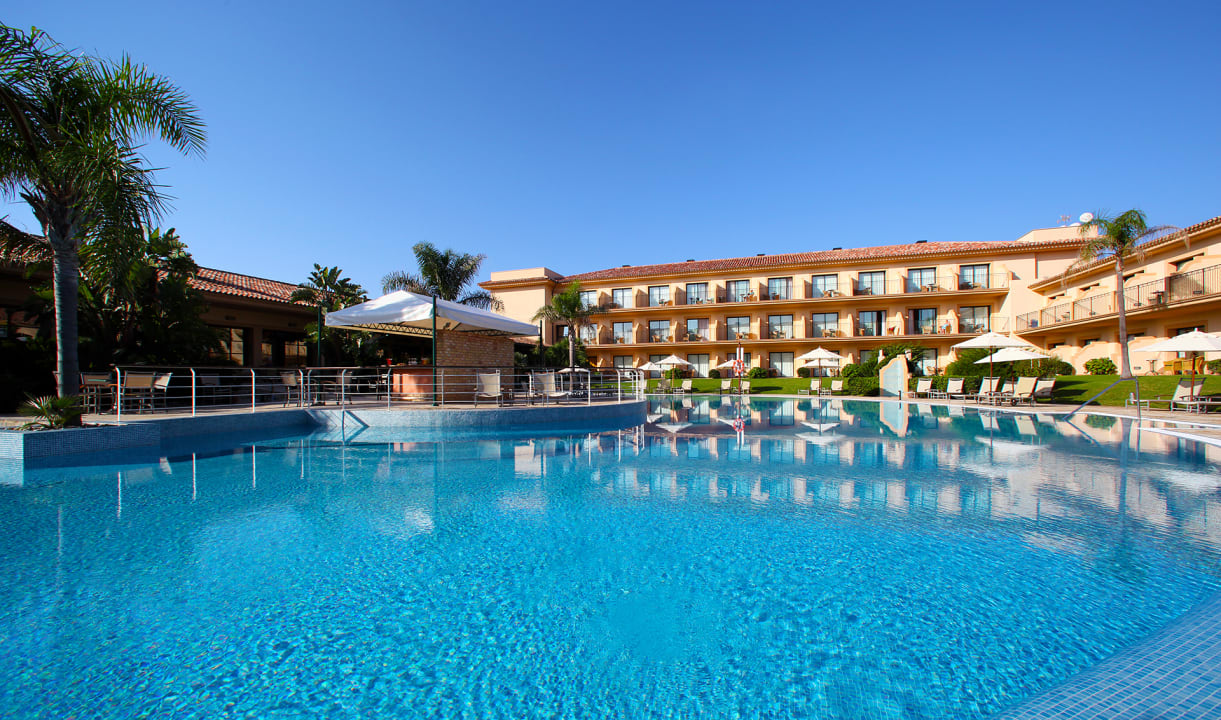 Pool La Quinta Menorca By PortBlue Boutique