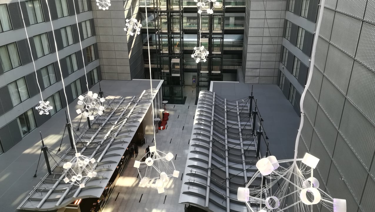 Außenansicht Hilton Garden Inn Frankfurt Airport