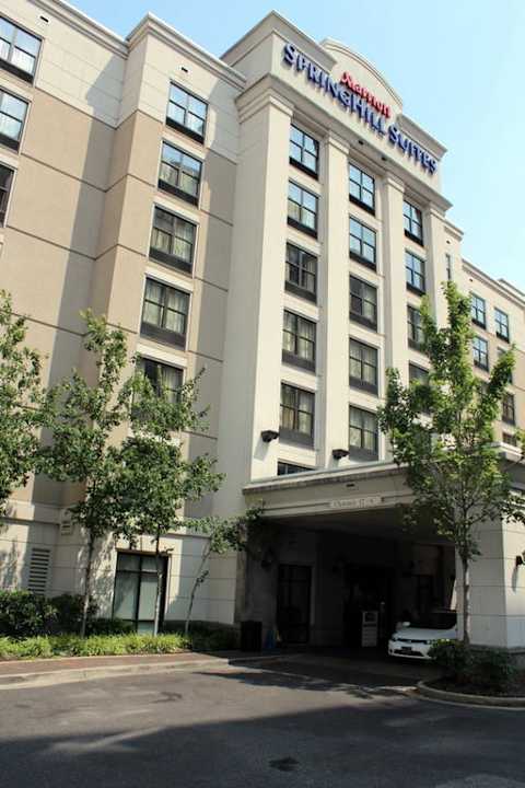 Eingang Hotel Springhill Suites By Marriott Memphis Downtown