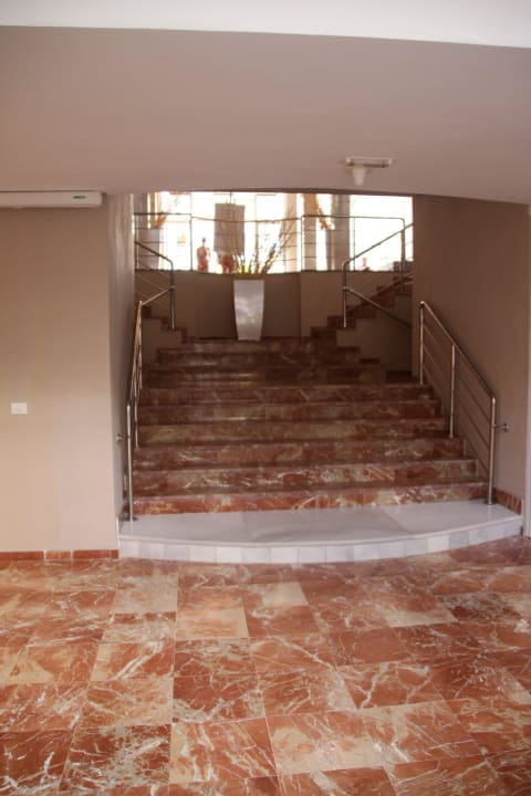 Achtung Treppen! Los Olivos Beach Resort