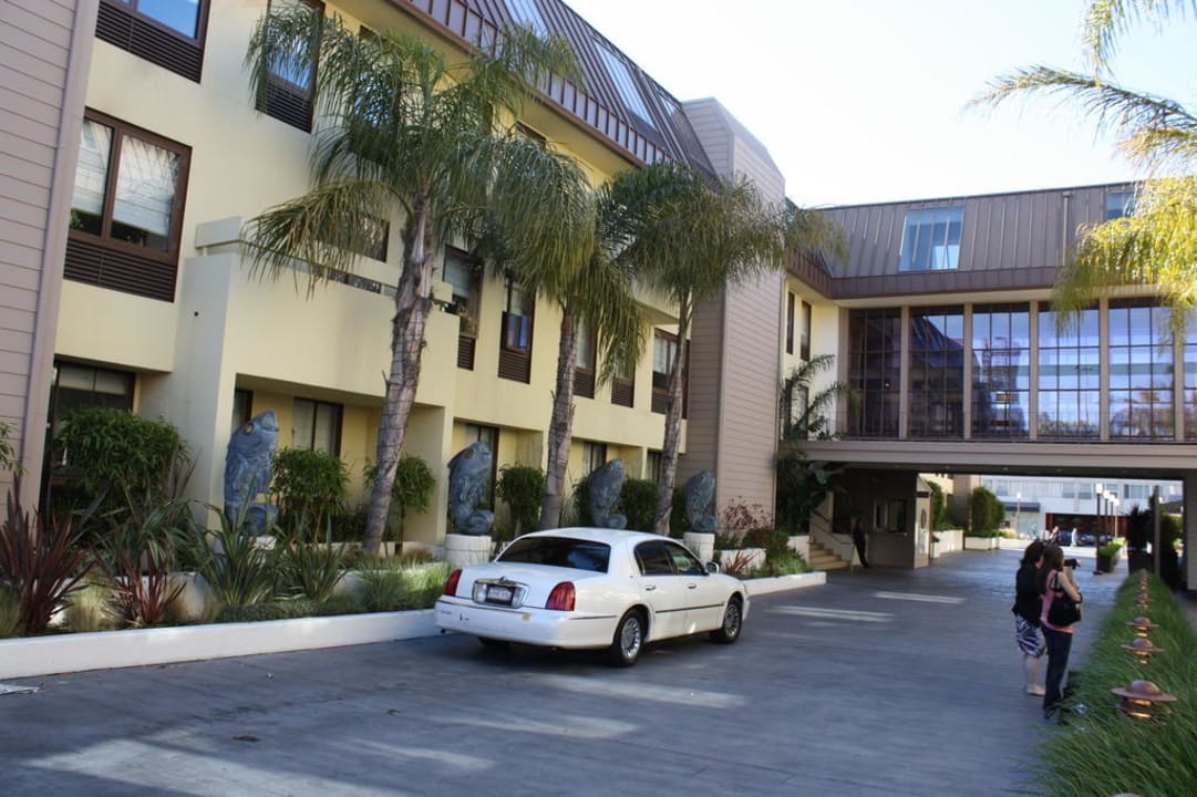 Einfahrt zum Hotel Hotel Riu Plaza Fisherman’s Wharf