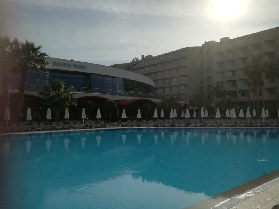 Pool VONRESORT Golden Coast