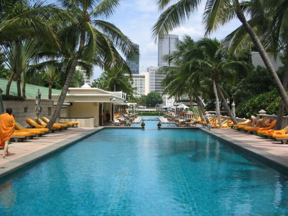 Poolgarden Hotel The Peninsula Bangkok