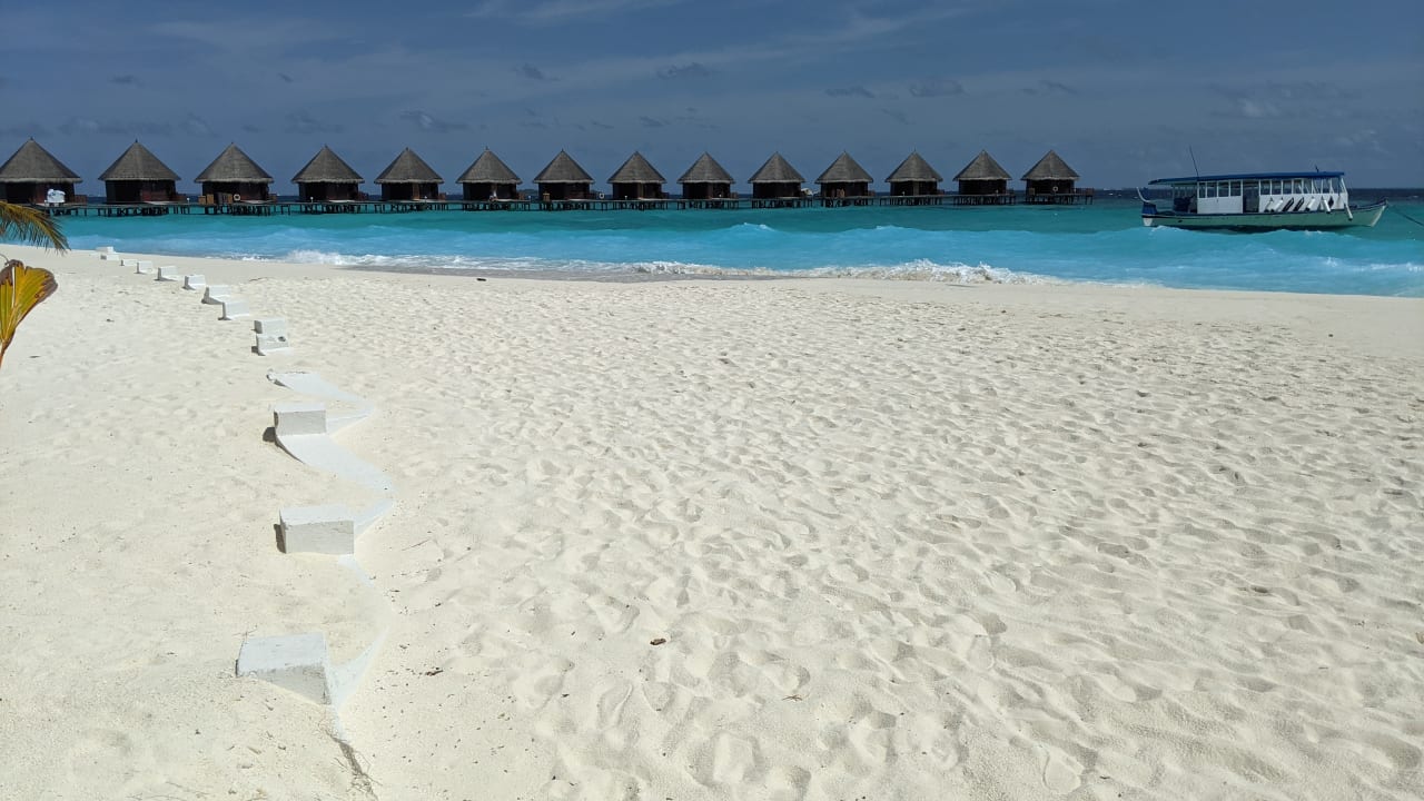Strand Thulhagiri Island Resort