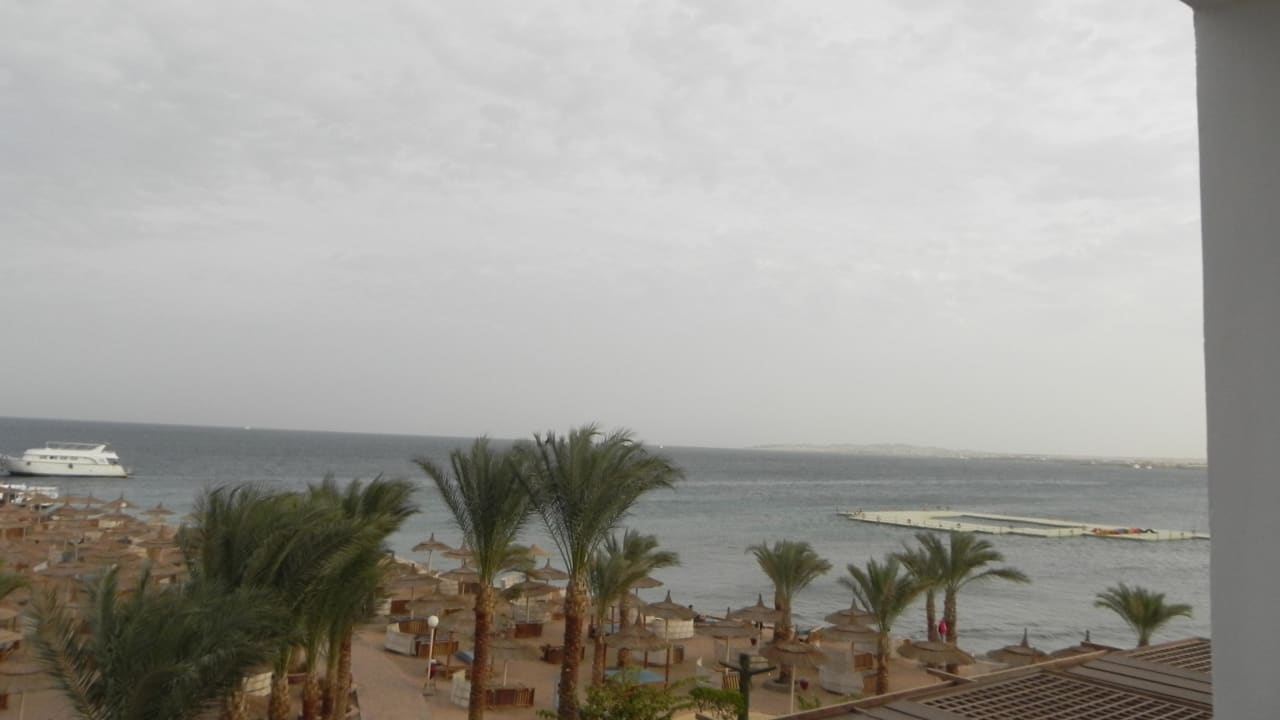 Aussicht Beach Albatros Resort