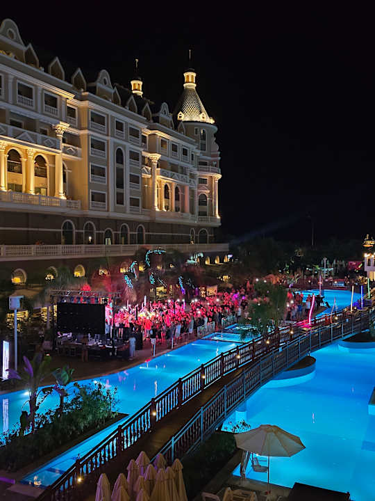 Pool Haydarpasha Palace