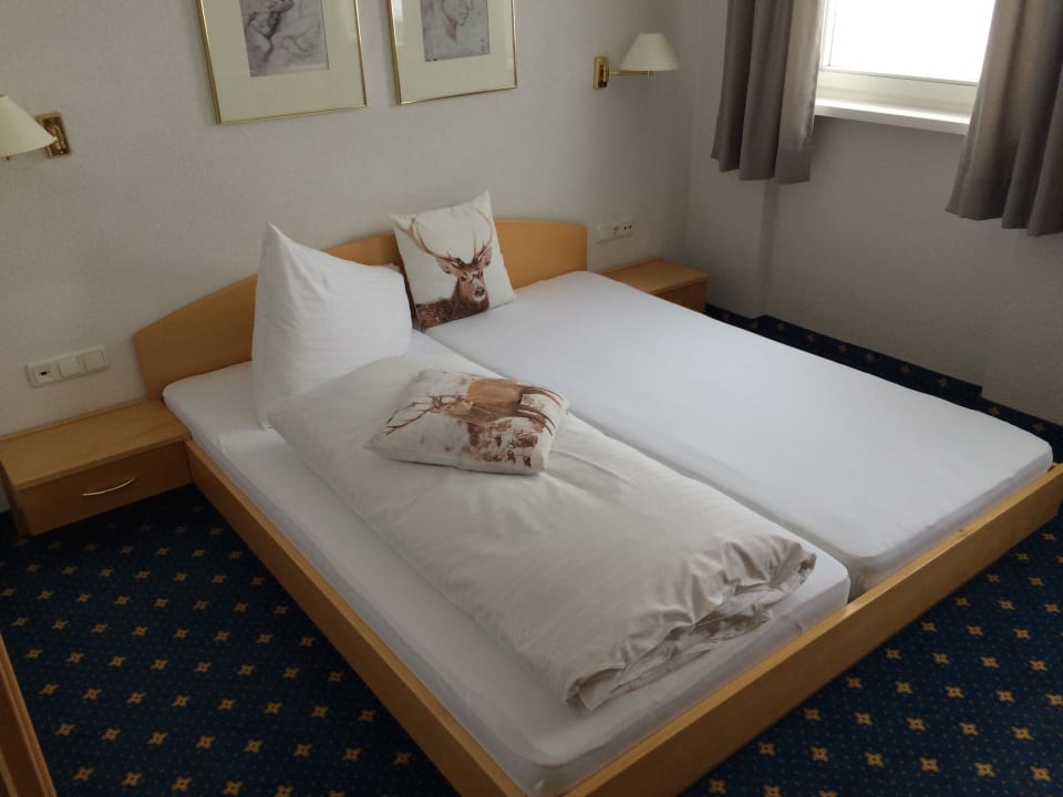 Doppelbettraum Chalet Schneekristall