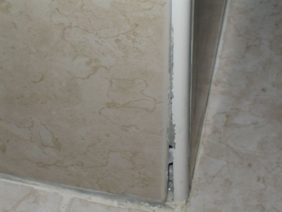 Risse- und Schimmelparadies Crystal Paraiso Aqua Collection