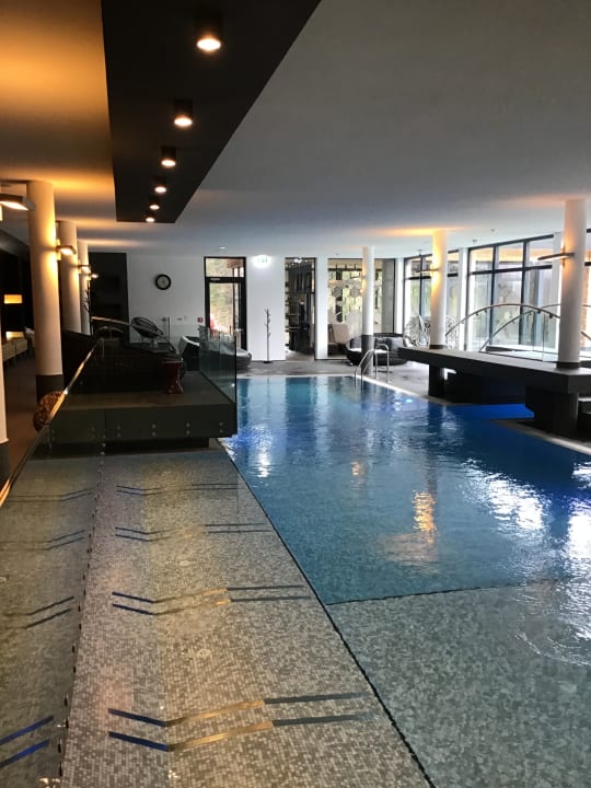 Pool Almhof Family und Wellness Resort