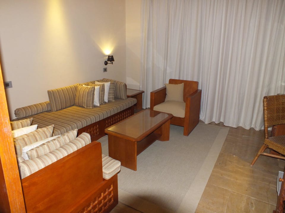 Sehr schöne Zimmer mit Wohnbereich Grand Waterworld Makadi & Family Star Makadi