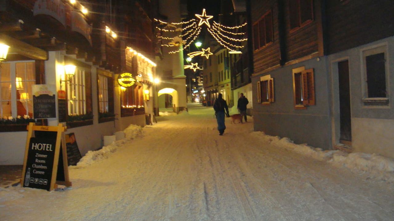 Улица, на которой рассположен отель Bären Restaurant & Rooms