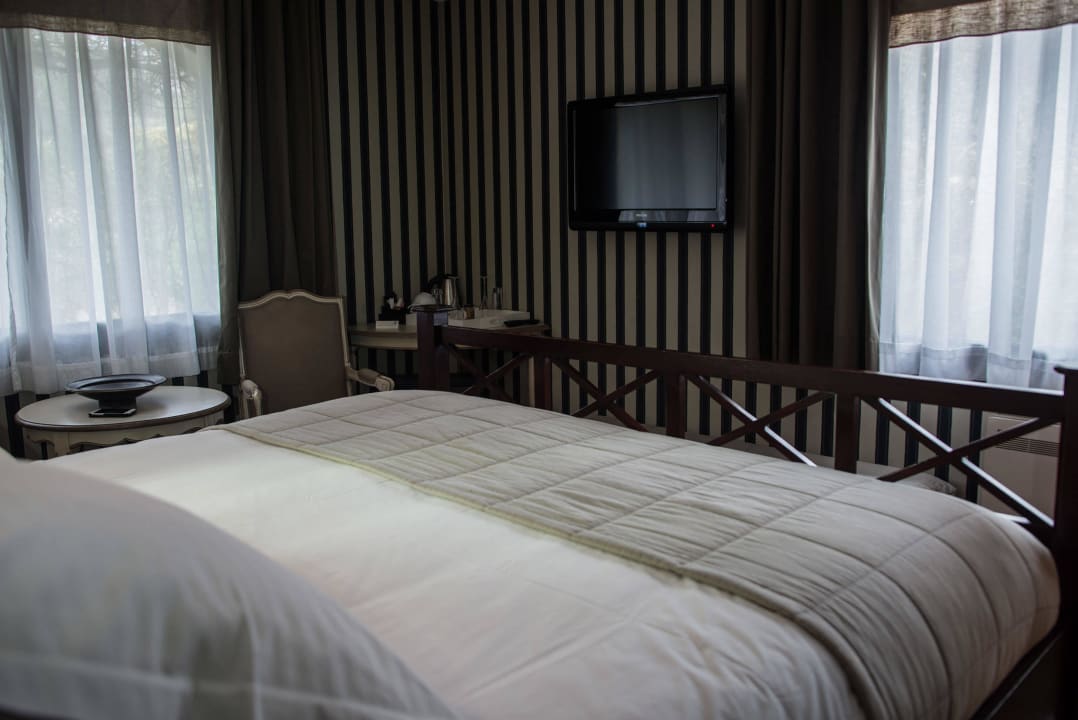 Luxe room Hotel Du Côté Des Olivades