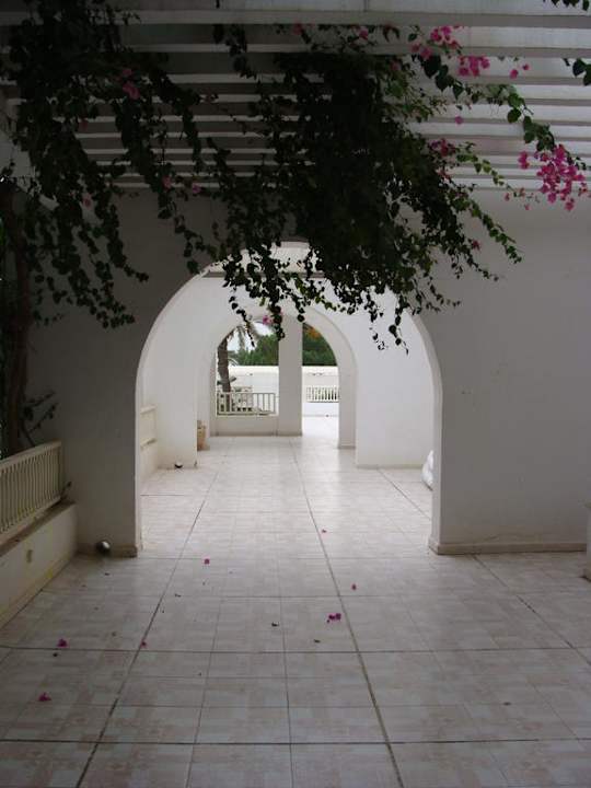 Restaurant oben The Orangers Beach Resort and Bungalows