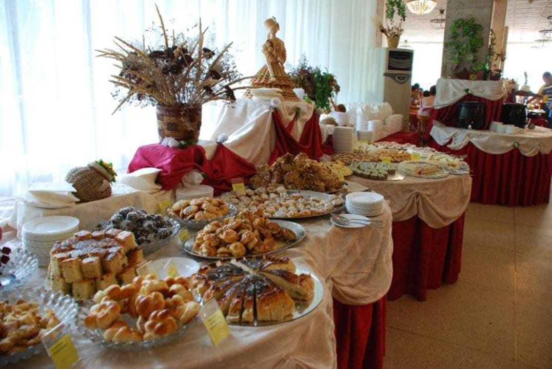 Обеденный зал Sanatorium Weiße Nächte / Санаторий Белые Ночи