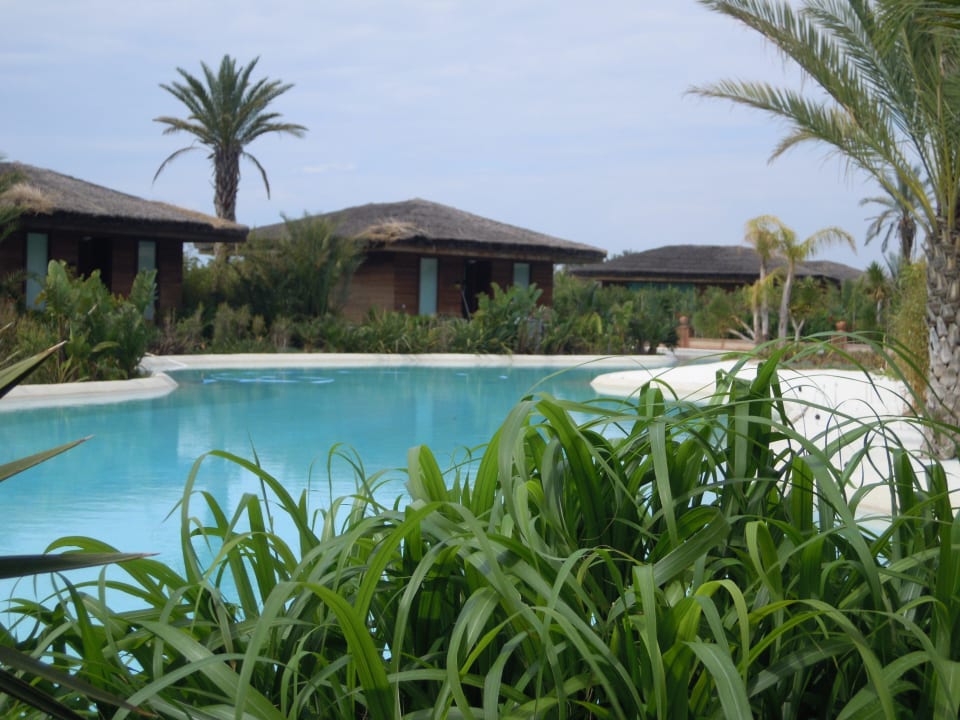 Lagune mit Maledivenhäusern Maxx Royal Belek Golf Resort