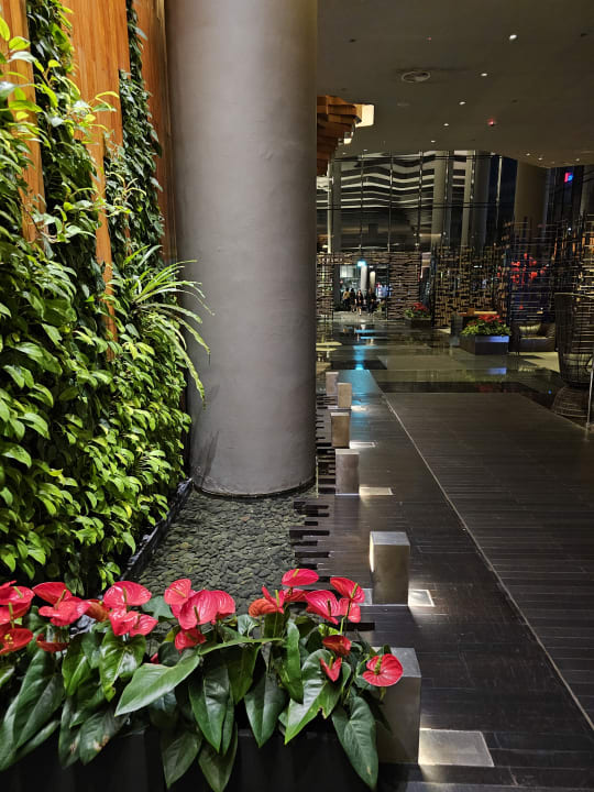 Lobby Parkroyal on Pickering
