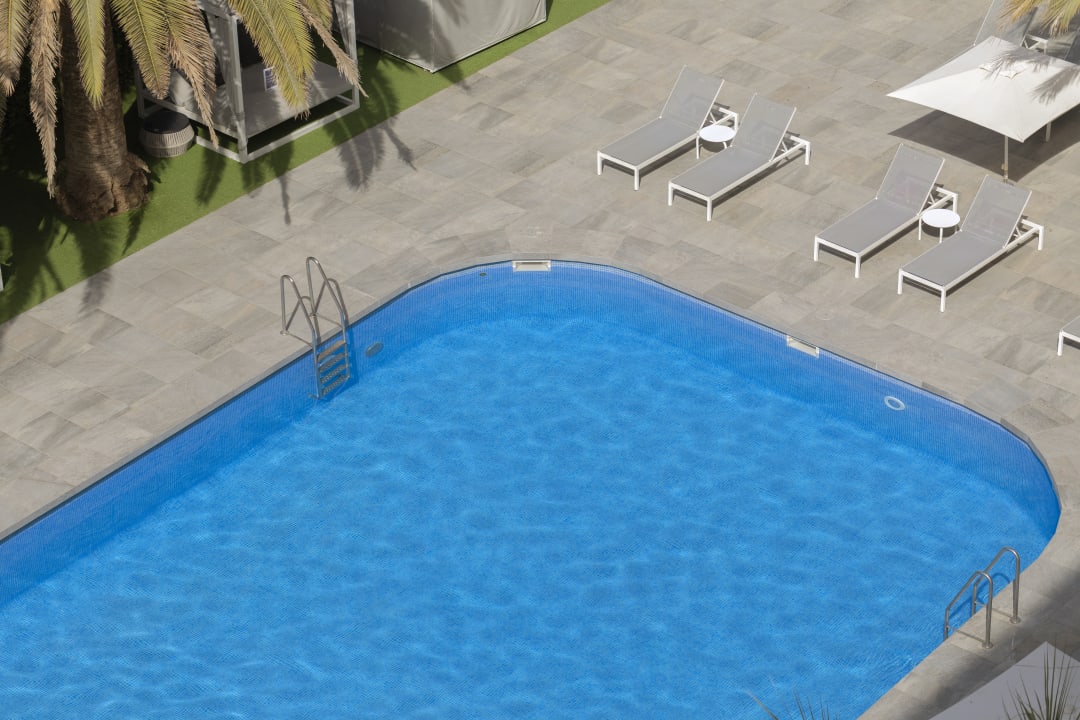 Pool Hotel Cosmopolitan