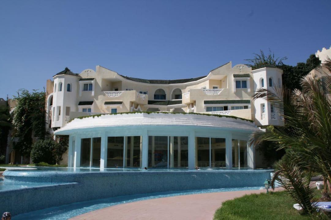 Blick auf das Hallenbad Mahdia Beach & Aquapark