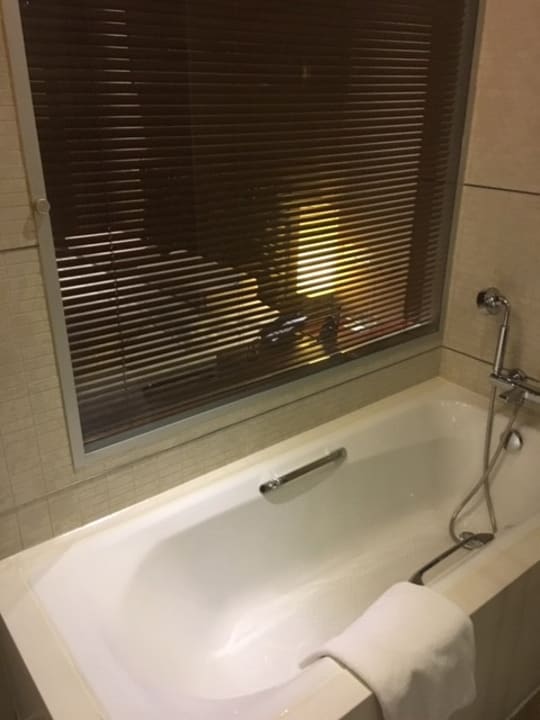 Zimmer RAMADA Plaza Shanghai Caohejing Hotel