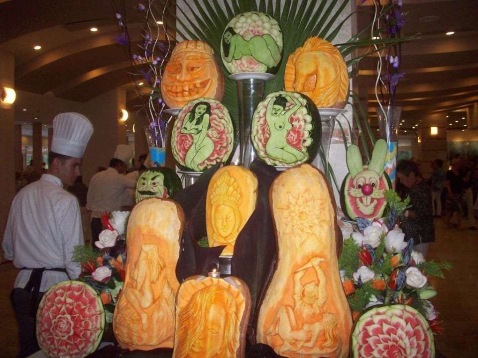 Melonenschnitzereien Asteria Collection Side