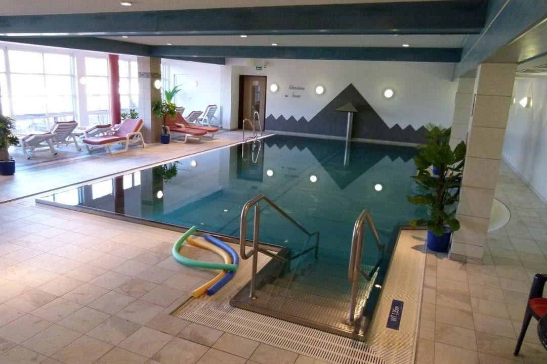 Pool Wellness- und Wohlfühlhotel Waldeck