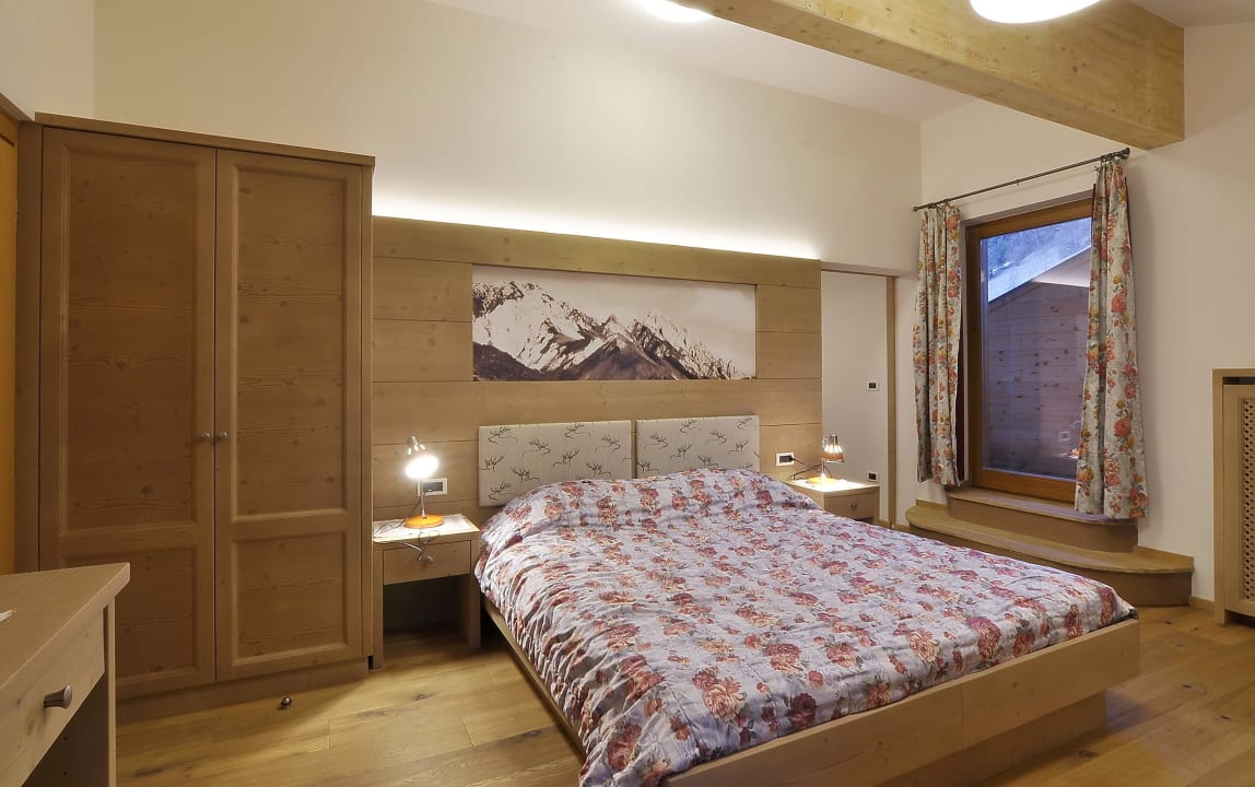 Suite mit zwei Badezimmer  Hotel Monte Paraccia